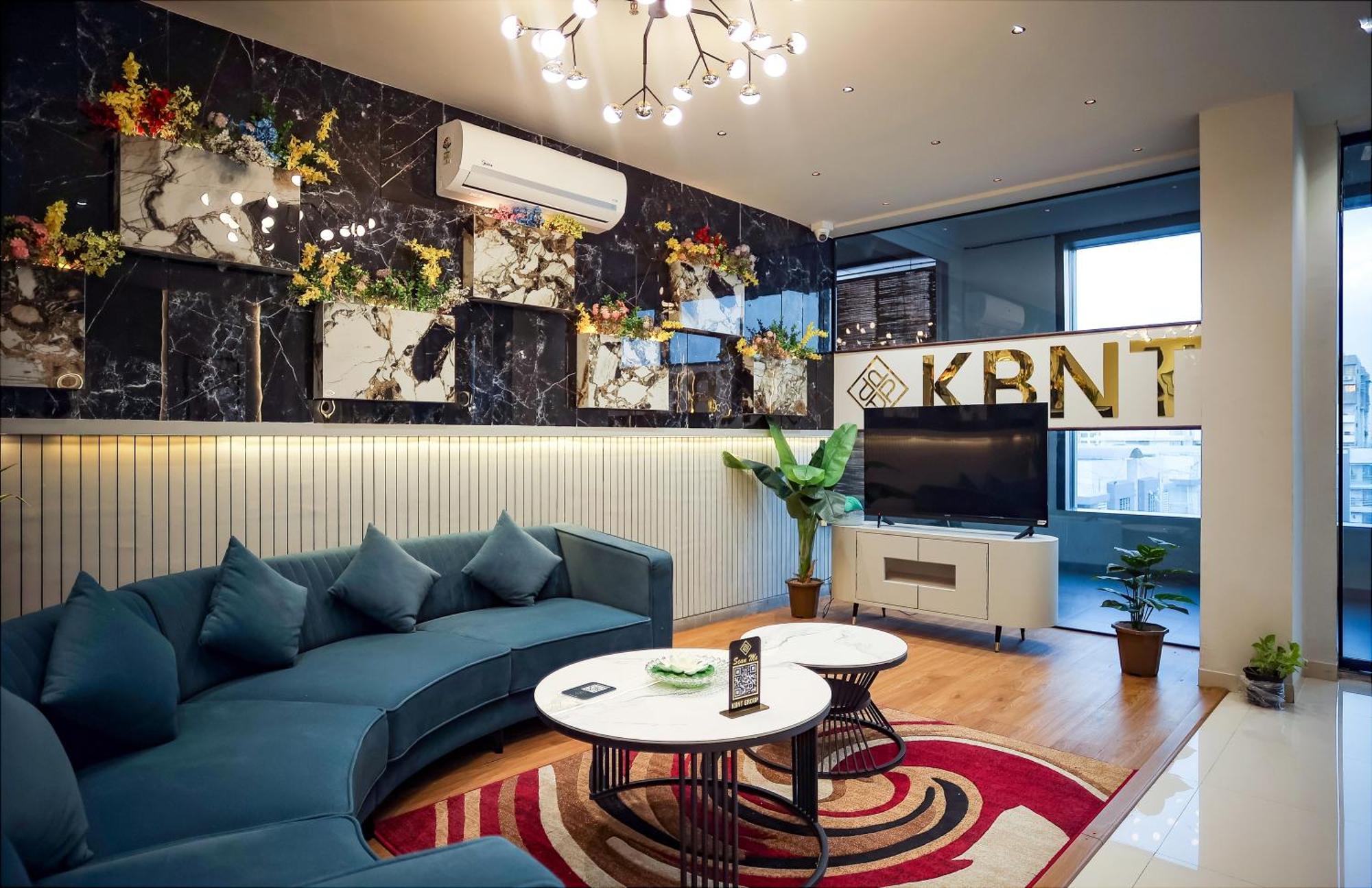 Hotel The Parker Inn By Kbnt Group Surat Eksteriør bilde